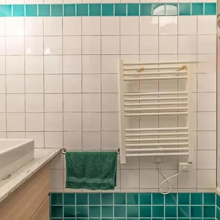 Charming Le Marais Apartment Paris